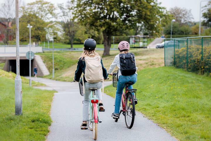 10 000 elever deltar i år i Västtrafiks utmaning På egna ben.