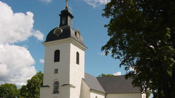 Bild föreställande Bälinge kyrka