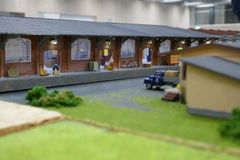 Detalj från Upplands Modelljernvägsförenings modell av godsbangården där Katalin finns i dag. Foto: Upplands Modelljernvägsförening