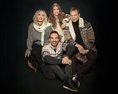 Årets artister på Christmas Night som kommer till UKK 1 december: Bruno Mitsogiannis, Wiktoria, Andreas Weise och Nike Sellmar. Foto: Anna-Lena Ahlström