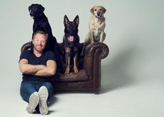 Fredrik Steen är känd av hela hundsverige som hundexpert i TV4, men har även arbetat internationellt med hundar, praktiskt men även som föreläsare. Uppsalas hundälskare möter honom på Hundens dag den 23 augusti. Foto: Andreas Lundberg