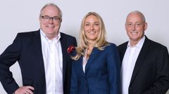 Uwe Köstens, Julia Hammer, and Martin Hammer (from left to right), the management team of enomyc GmbH. Julia Hammer will also lead the group holding company. Photo: enomyc GmbH
