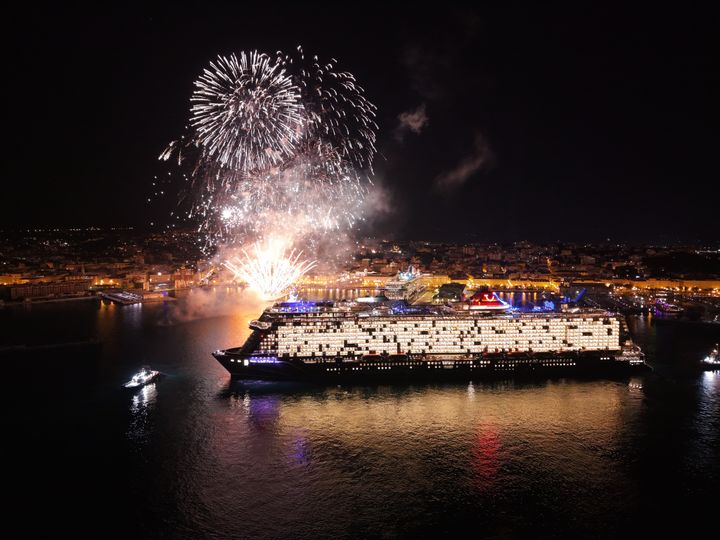 Mein Schiff Flow officially named: three godmothers, one ship and a shared flow (c) Fabio Kohler
