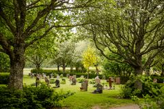 Hovdestalunds kyrkogård invigdes för hundra år sedan 1924.