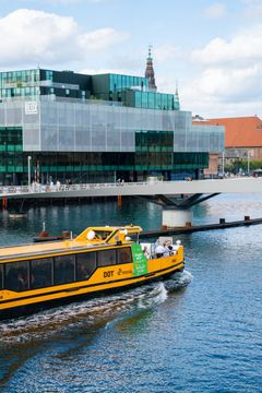 Köpenhamns gula hamnbuss. Foto: Lukas Bukoven