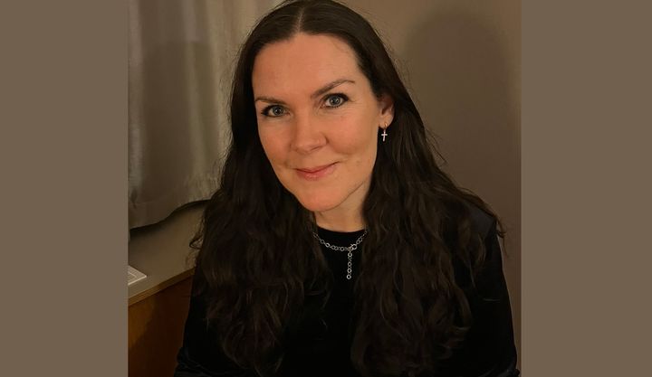 Erika Zander Lutgård från Lutarp utanför Huskvarna vigs till präst av biskop Fredrik Modéus den 25 januari.