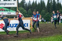 Hanna Lundberg springer i mål på O-Ringen etapp 4