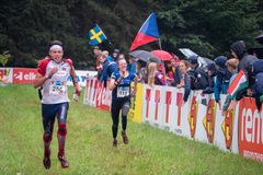 Sanna Fast spurtar i mål och blir trea på dagens världscup medeldistans