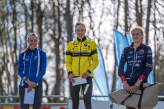 Dampallen. Från vänster: Sanna Fasth, Tove Alexandersson och Pia Young Vik