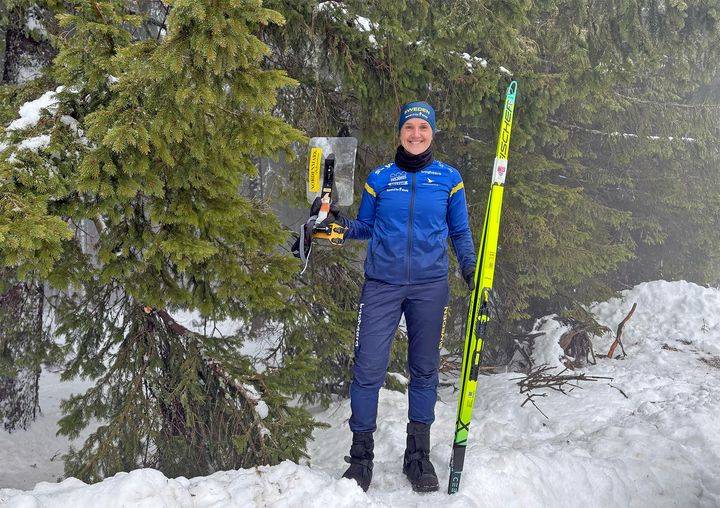 Magdalena Olsson vann en övertygande seger på världscupens långdistans i Bulgarien på söndagen.