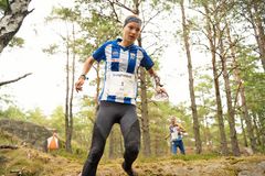 Simona Aebersold på väg mot suverän seger på O-Ringen.
