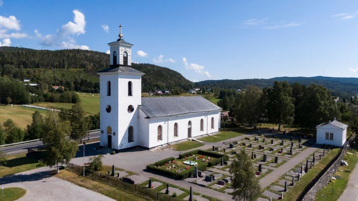 Bild på Bjärtrå kyrka