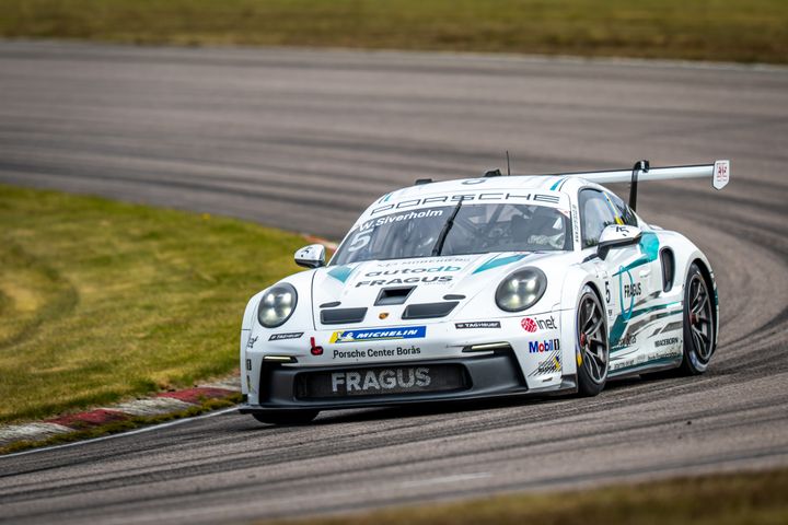 William Siverholm toppar Porsche Carrera Cup Scandinavia inför deltävlingen på Drivecenter Arena 13-14 juni.