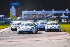 Start race 2. Daniel Ros (14), William Siverholm (5)