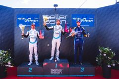 Prispallen race 1. Fr.v: William Siverholm, Daniel Ros, Gustav Bergström