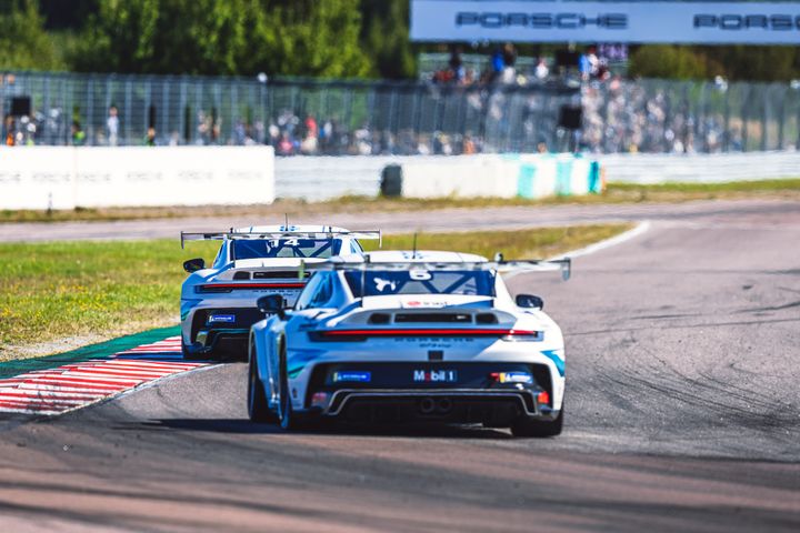 Daniel Ros toppar Porsche Carrera Cup Scandinavia inför deltävlingen på norska Rudskogen Motorsenter den 5-6 september. Bakom jagar bland andra hans teamkompis i Fragus Motorsport, tabelltvåan William Siverholm.