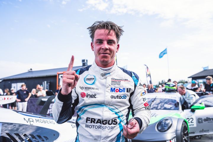 William Siverholm vann dubbelt på Gelleråsen Arena och tog därmed ledningen i Porsche Carrera Cup Scandinavia.