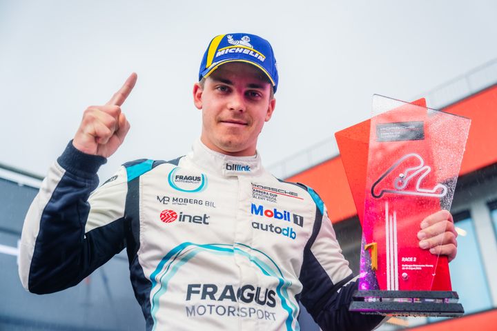 William Siverholm, mästare i Porsche Carrare Cup Scandinavia 2026.