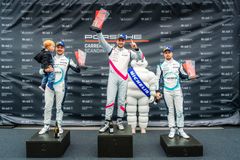 Prispallen race 1. Fr.v: Daniel Ros, Marcus Annervi, Lukas Sundahl.