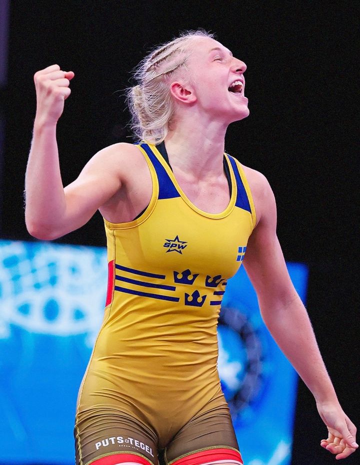Bild från UWW - Saga Svensson efter bronsmatchen