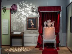 Basutställningen Slottsliv berättar om människor som bott, verkat och skapat historia i snart 500 år. Foto: Pär Fredin