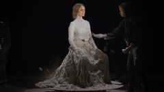 Charlotte Gyllenhammar, stillbild från videoverket Cast, 2019, från Uppsala konstmuseums samlingar.