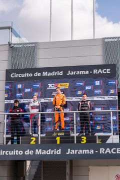 Viktor Andersson vann sin första tävling med CUPRA Leon VZ TCR i TCR Spain. I helgen är det premiär för TCR Europe där målet är att upprepa succén.