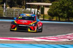 Viktor Andersson tävlar med CUPRA Leon VZ TCR.