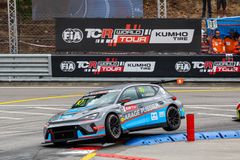 Viktor Andersson i CUPRA Leon VZ TCR.