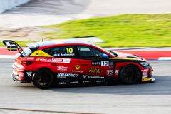 Viktor Andersson tävlar med CUPRA Leon VZ TCR.