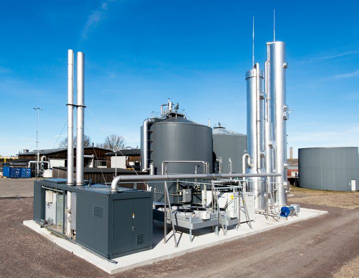 Uppsala Vattens biogasanläggning ligger vid Kungsängens gård. Här produceras 41 GWh biogas varje år.