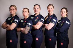 Lag Hasselborg vid VM Damer, 2024. Från vänster Johanna Heldin, Sofia Mabergs, Agnes Knochenhayer, Sara McManus och Anna Hasselborg