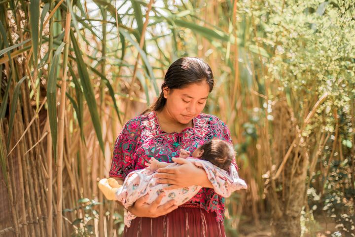 Ung kvinna i Guatemala tvingades in i ett informellt äktenskap