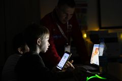 En barnsäker plats i Kropyvnytskyi i Ukraina ger utsatta barn och familjer en trygg plats med dagliga aktiviteter, stöd och möjlighet till återhämtning.