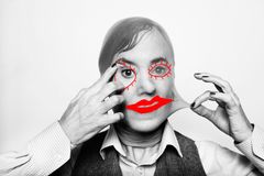 Studie i mänskligt beteende, premiär 27 maj. Foto Henrik Halvarsson, illustration Moa Romanova.