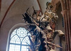 Riddaren och draken – en rekonstruerad historia: Skulptur i Storkyrkan, foto: Mattias Ek.