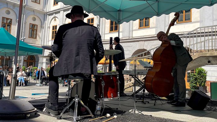 Jazzlunch: Följ med bland glidande fraseringar och intrikata synkoper!