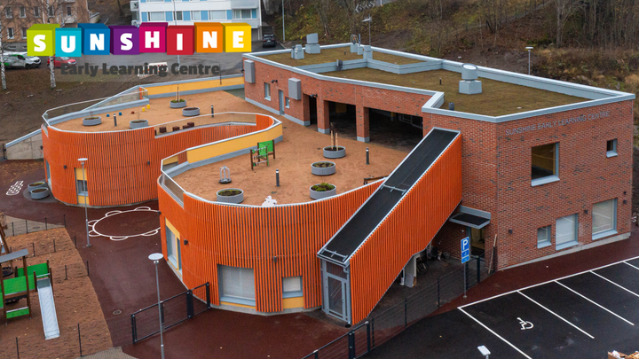 Sunshine Early Learning Centres fem förskolor ligger i Tammerfors och till hösten 2026 öppnas en sjätte förskola.