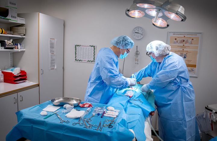 Bråckoperation på kirurgmottagning