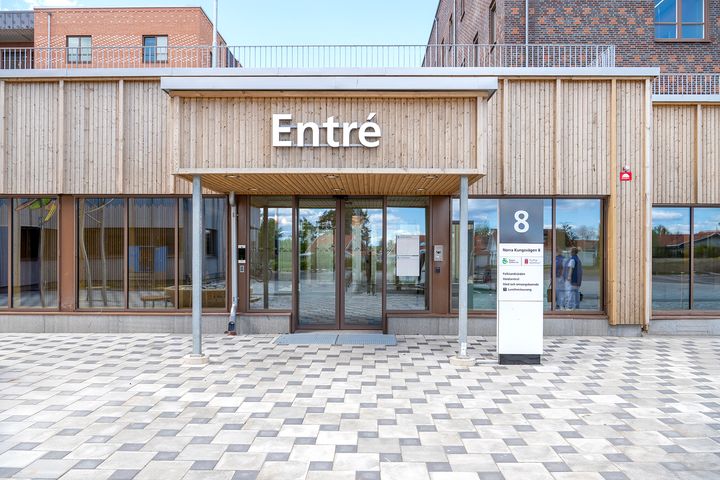 Entré Kumlas nya vårdcentral.