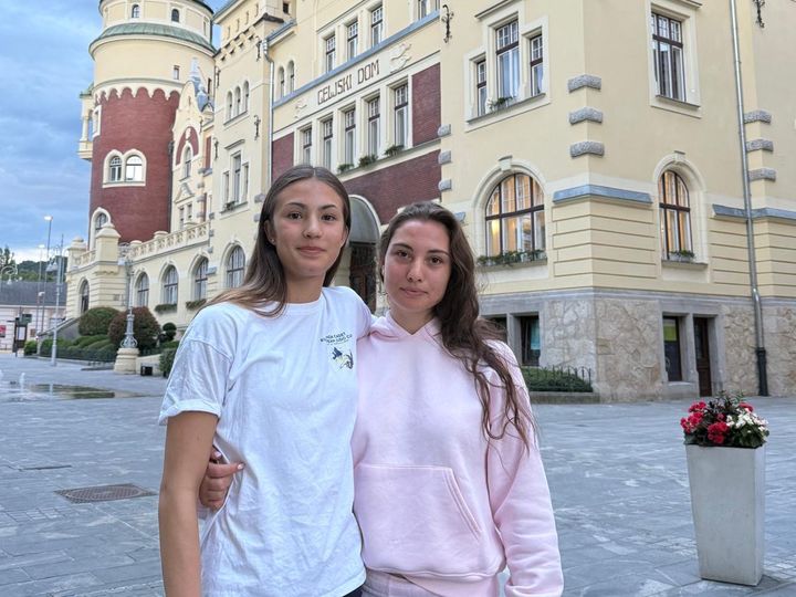 Sofia Cordova och Hanna Babulfath.