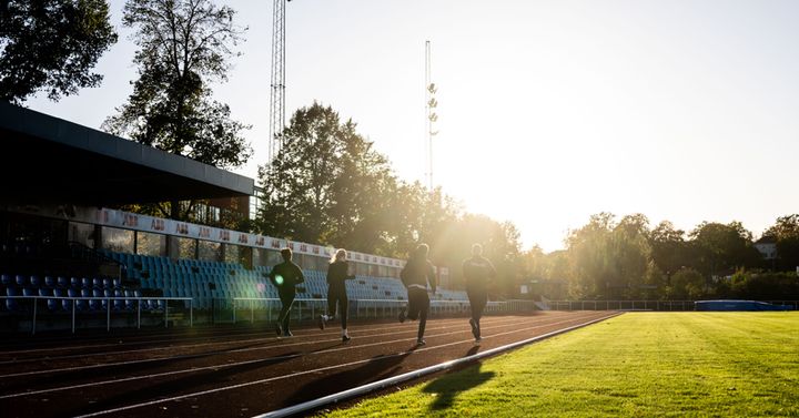 Träning på idrottsplats