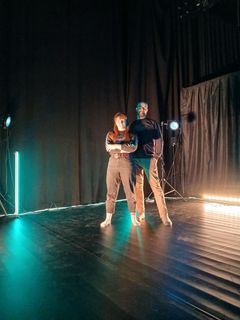 Koreograf Jenny Schinkler och tekniker/musikproducent Magnus Karlsson.