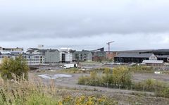 Vy ned mot nya Kiruna centrum från sjukhustomten.
