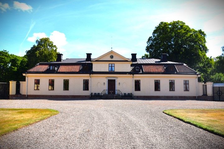 Lambohofs säteri, en 1700-tals gård strax söder om Linköping.