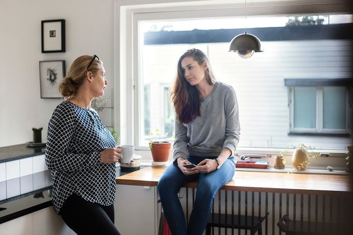 Många svenskar vill bo större men risken för höga månadskostnader får dem att avstå, visar en ny undersökning från Verian.