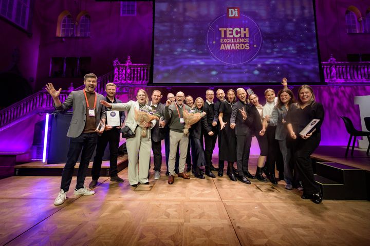 Årets vinnare i Tech Excellence Awards firade på scenen i Vinterträdgården på Grand Hôtel där årets galamingel och prisutdelning hölls. Vinnarna är Anders Ivarsson, CTO, Voi Technology, Bankgirot och Sundsvalls kommun.