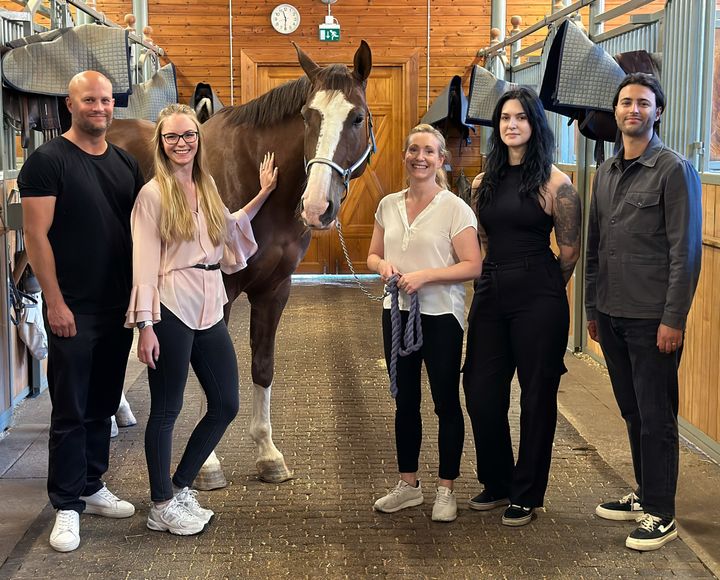 Från höger Marcus Saeidi HayHay, Johanna Rahm Juhlin LRF Ventures, Malin Axel-Nilsson HayHay,  Sara Boström HayHay och Oskar Holm HayHay.