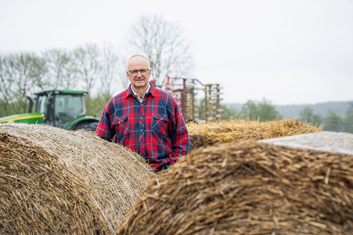 Läser man det finstilta i höstbudgeten ser vi ökade kostnader i närtid för de som odlar Sveriges åkrar, säger LRFs förbundsordförande Palle Borgström.