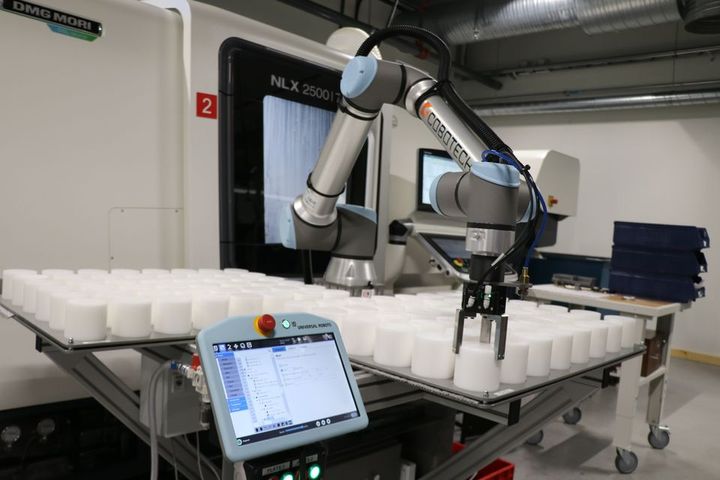 Med cobotar från Universal Robots försvann både övertid och stress, samtidigt som produktionskapaciteten ökade hos Norden Machinery i Kalmar.